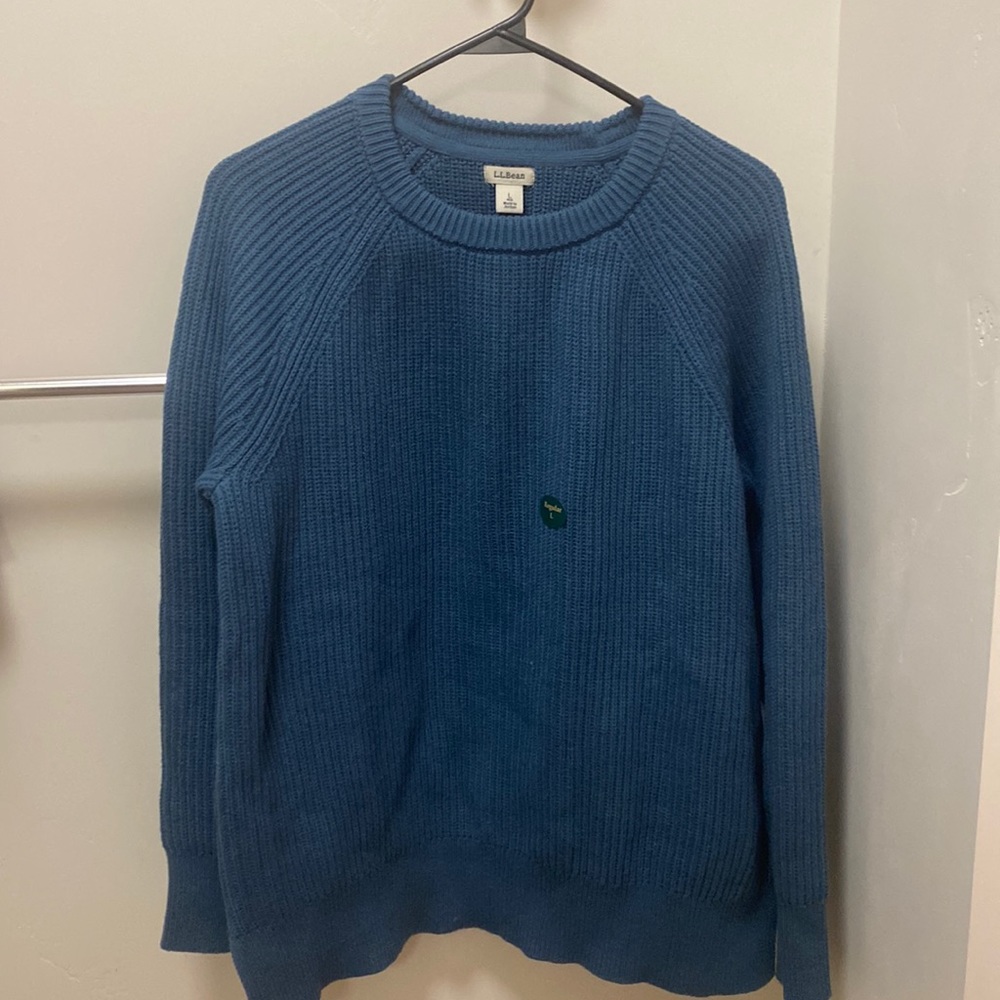 LL Bean sweater. Size large. NWT.